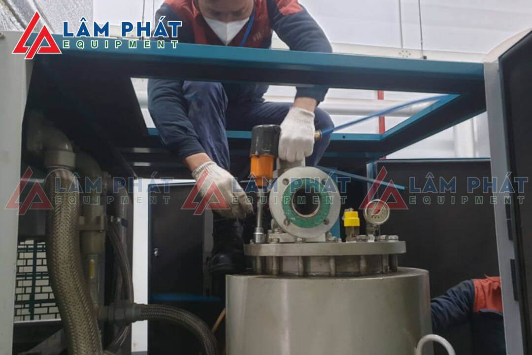 Kiểm tra hoạt động của máy nén