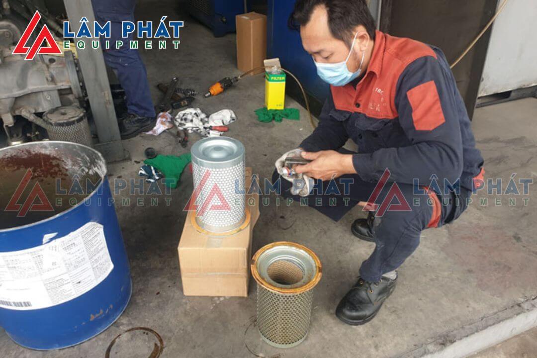 Bảo dưỡng máy nén khí hằng tuần hằng tháng