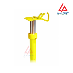 ben nâng rửa xe máy có khoá gài chống chân