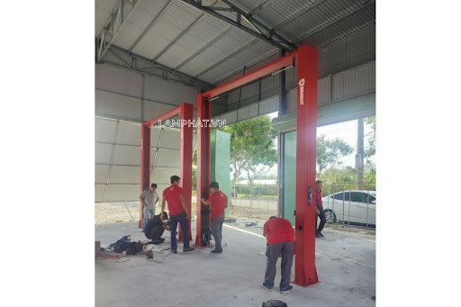 CẦU NÂNG 2 TRỤ GIẰNG TRÊN BRIGHT BETA 40BE