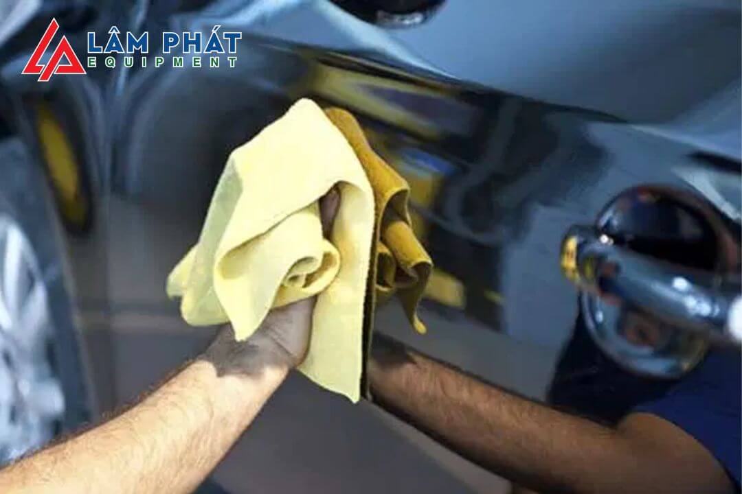 dung dịch tẩy ố sơn xe ô tô