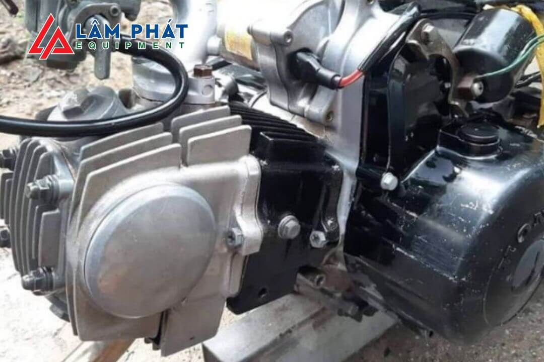 2 chất dung dịch tẩy rửa xe máy, đầu bò