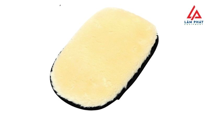 Sản phẩm găng tay lau rửa xe lông cừu