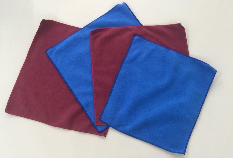 Khan-lau-xe-o-to-sieu-tham-nuoc