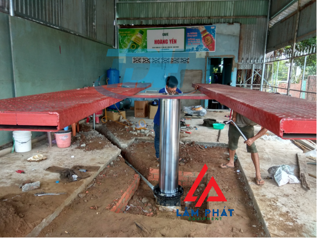 lắp đặt cầu nâng 1 trụ rửa xe ô tô âm nền