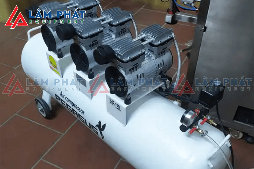 Máy nén khí không dầu Pegasus TM-OF750x3-120L