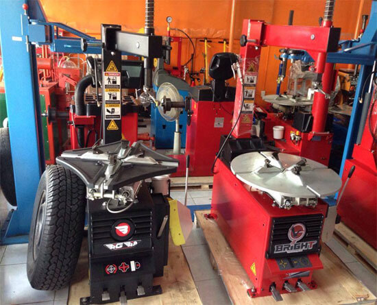 Mua bán máy tháo vỏ xe cũ giá rẻ