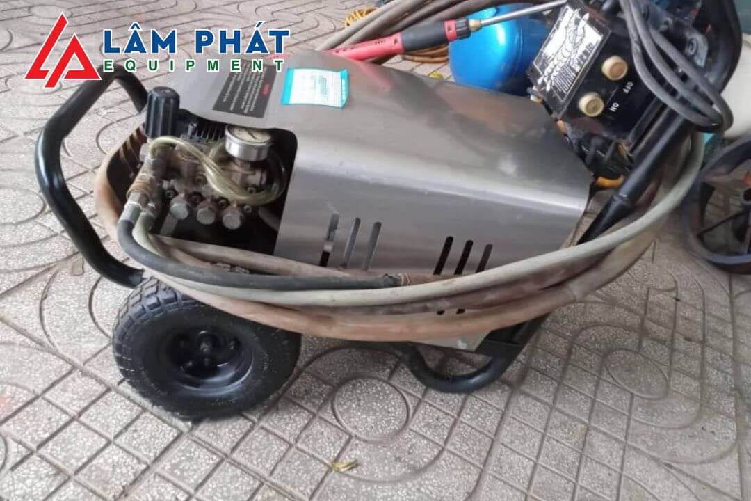 Ưu điểm của máy rửa xe ô tô cũ