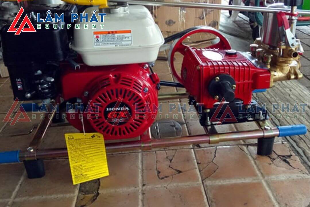 Máy xịt rửa xe HL50 chạy xăng đầu nổ 6.5Hp