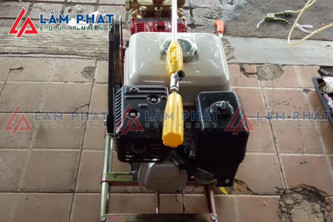 các linh phụ kiện của máy rửa xe chạy xăng dễ dàng tìm kiếm và thay thế