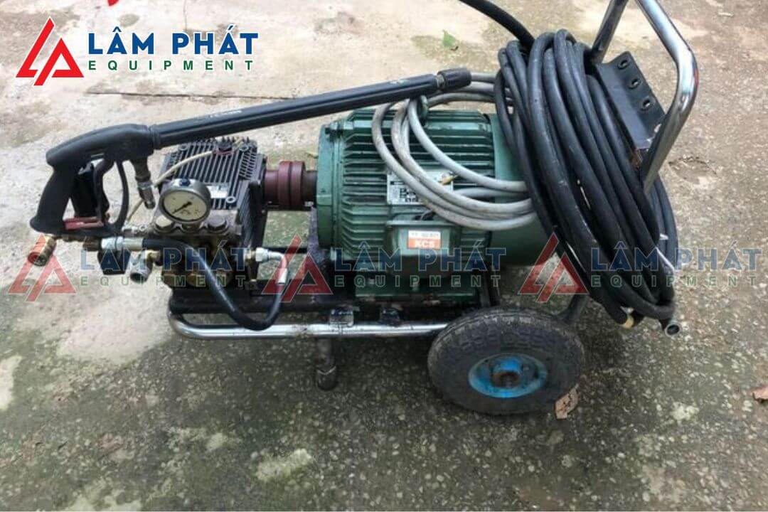 Cửa hàng Hồng Cường chuyên bán máy rửa xe Nhật Bản