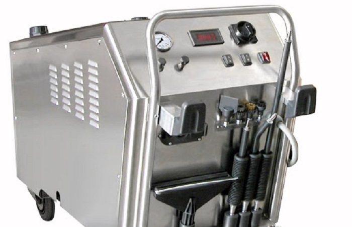 may-rua-xe-hoi-nuoc-nong