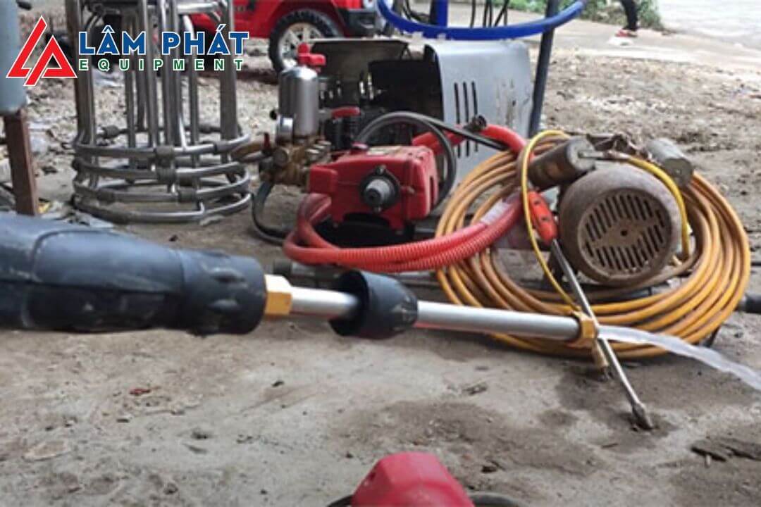 máy rửa xe không lên nước