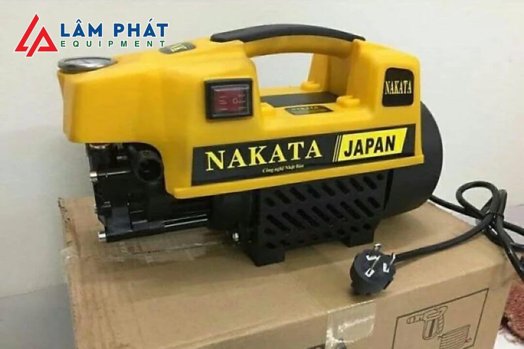 Máy rửa xe Nakata