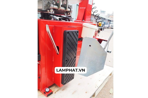 Đặc điểm Máy tháo vỏ xe, ra vào lốp xe tay ga, xe máy, ô tô, xe tải BRIGHT LC-808 Công nghệ ITALY