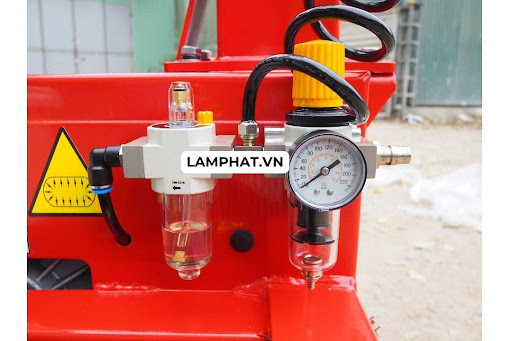 Đặc điểm Máy tháo vỏ xe, ra vào lốp xe tay ga, xe máy, ô tô, xe tải BRIGHT LC-808 Công nghệ ITALY