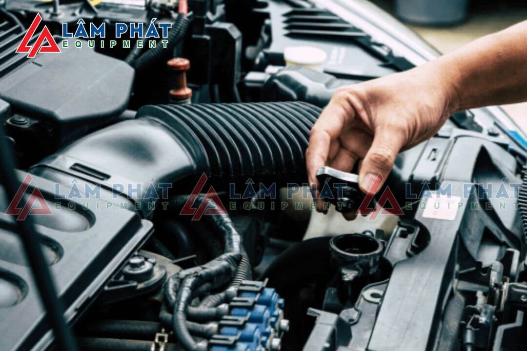 Chỗ để nước làm mát ô tô