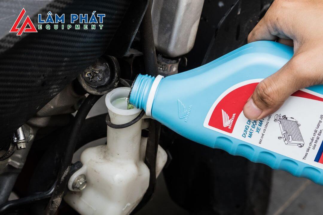 Nước làm mát xe máy là gì?