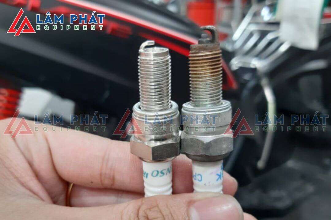 Thay bugi xe máy hết bao nhiêu tiền?