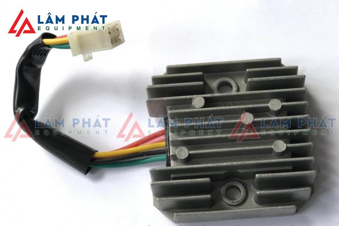 Giá thay cục sạc xe máy