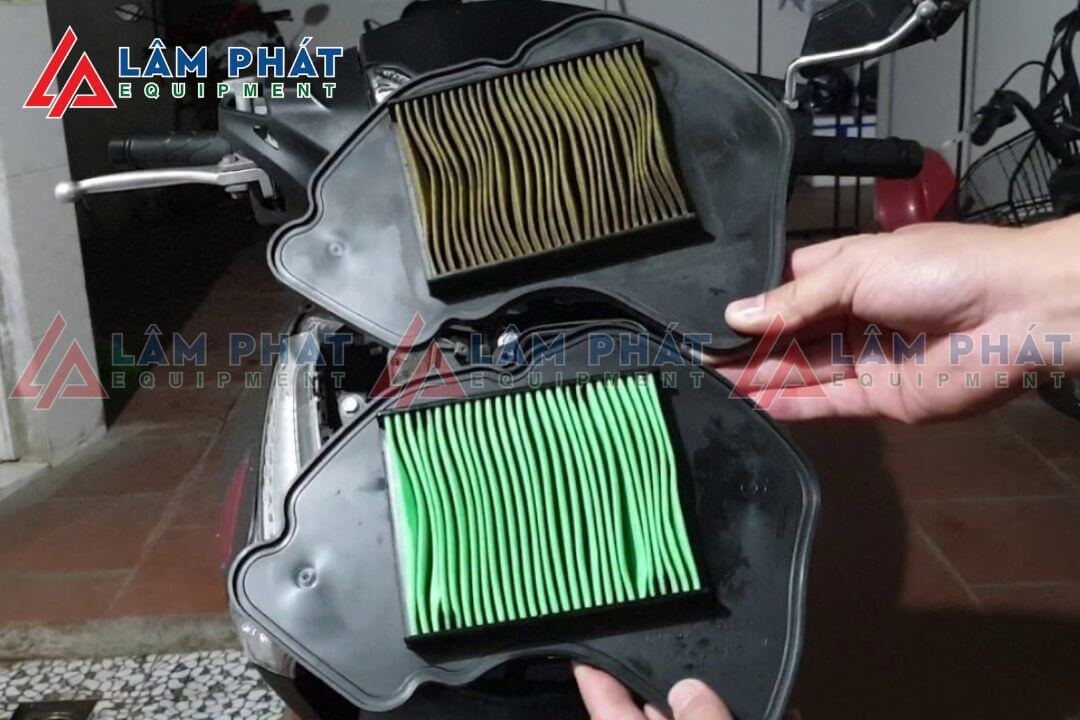 Bao lâu thay lọc gió xe máy?