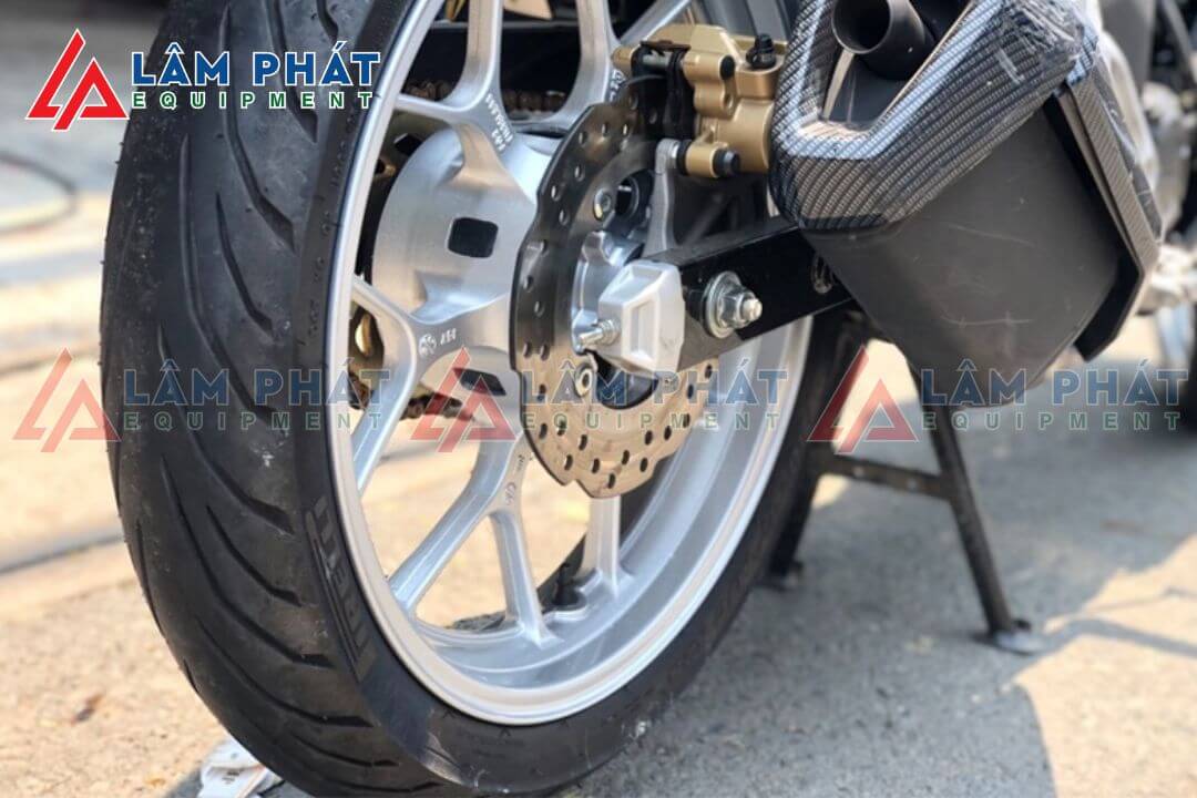 Thay mâm xe có bị phạt không?